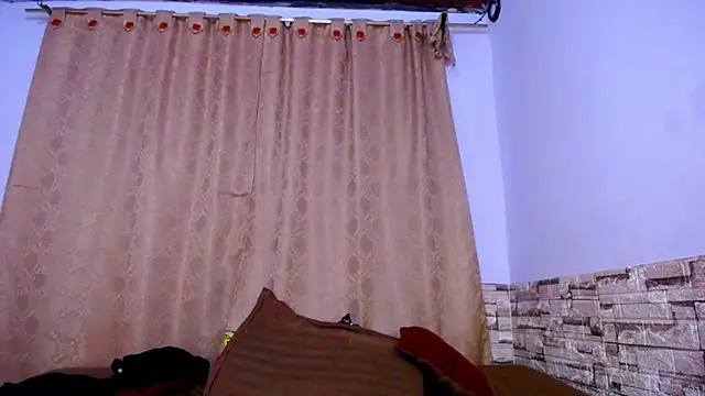 Bicky 24 online show from November 28, 2025, 10:18 am