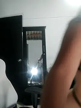 Snapshot of karly_hot_ chatting on September 18, 2025, 2:02 am karly hot online show from September 18, 2025, 2:02 am