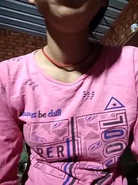 Yatiksha Beby online show from December 17, 2025, 3:29 pm