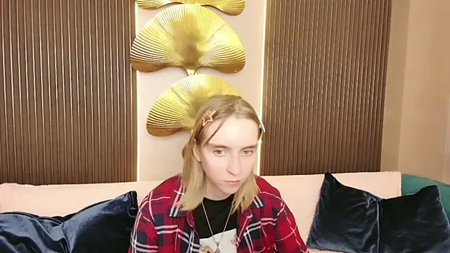 Beverly Gomes online show from September 9, 2025, 10:04 am