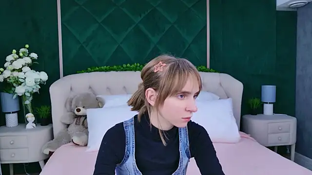 Beverly Gomes online show from December 16, 2025, 3:28 pm