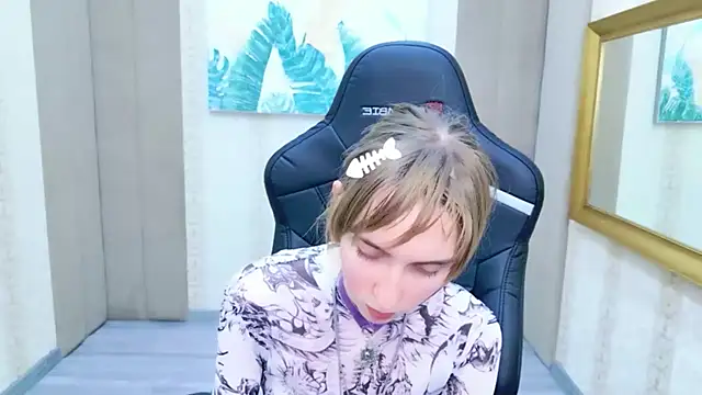 Beverly Gomes online show from December 19, 2025, 10:22 am