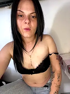 Alinna22 online show from September 16, 2025, 12:06 pm