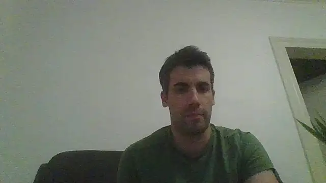 JulioIsHere4you online show from November 30, 2025, 11:20 pm