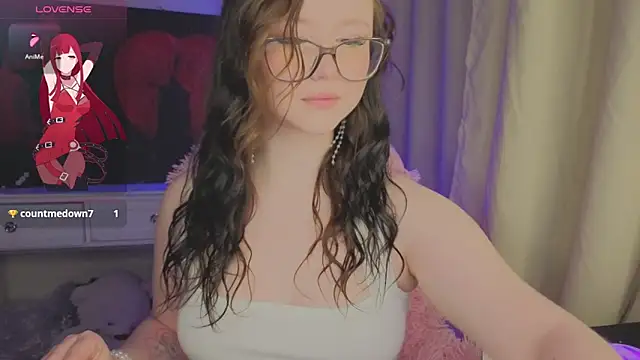 hornyprincess19 online show from October 17, 2025, 12:41 pm