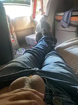 Chico031289 online show from January 5, 2026, 10:13 pm