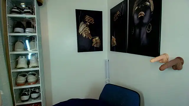 KentAivan online show from October 8, 2025, 5:21 pm