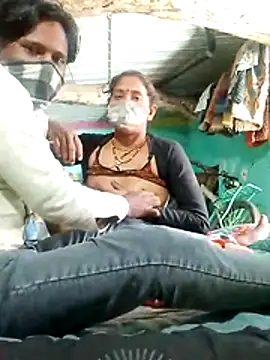 CUTE-004 online show from November 17, 2025, 8:42 am