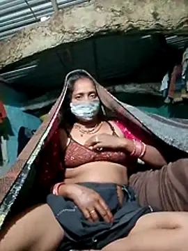 CUTE-004 online show from November 18, 2025, 4:00 pm