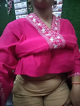 Snapshot of your_favourite_bhabhi chatting on July 23, 2026, 9:40 am your favourite bhabhi online show from July 23, 2026, 9:40 am