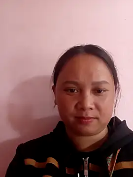 -Kitty-92 online show from September 18, 2025, 4:36 am