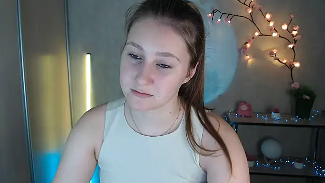Snapshot of Milka_kamila chatting on June 18, 2026, 12:09 pm Milka kamila online show from June 18, 2026, 12:09 pm