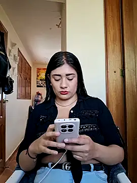 Monse--145 online show from November 7, 2025, 2:50 pm