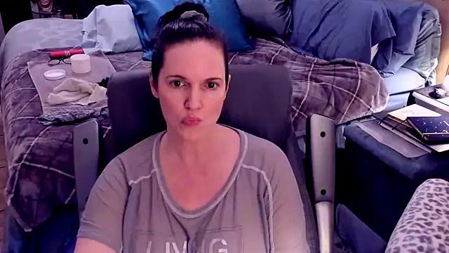 ninajaymes online show from December 24, 2024, 11:11 pm