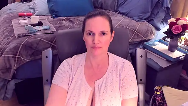 ninajaymes online show from January 21, 2025, 6:22 am