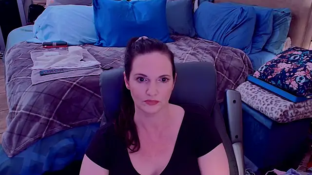 Snapshot of ninajaymes chatting on April 23, 2026, 10:45 pm ninajaymes online show from April 23, 2026, 10:45 pm