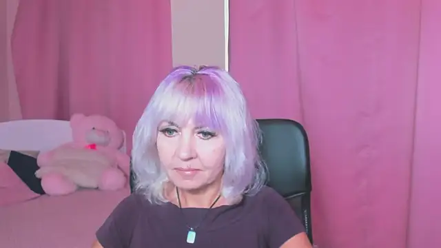 Snapshot of MissVall chatting on September 10, 2025, 3:12 pm MissVall online show from September 10, 2025, 3:12 pm