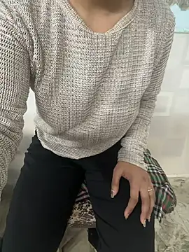 Snapshot of miss_moonikaa chatting on February 16, 2026, 9:05 am miss moonikaa online show from February 16, 2026, 9:05 am