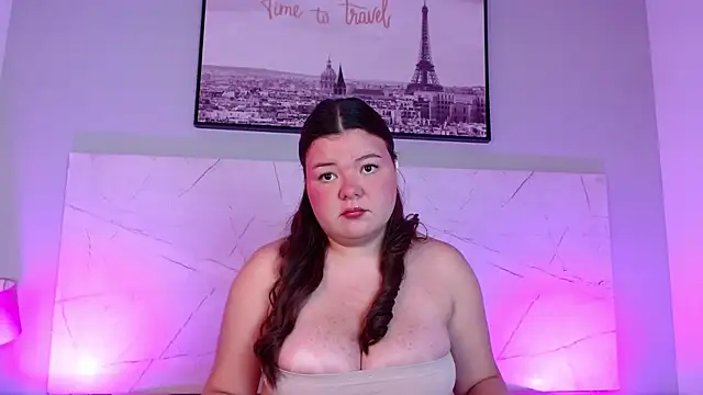 BeckaWhite online show from September 17, 2025, 11:56 am