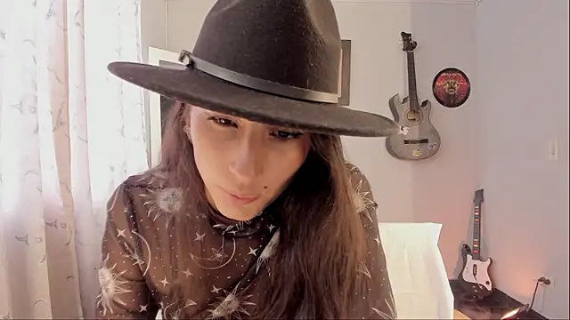 XxnikolayxX online show from October 16, 2025, 8:43 pm