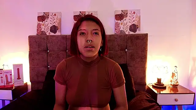 Dulce Bella  online show from September 27, 2025, 12:10 pm