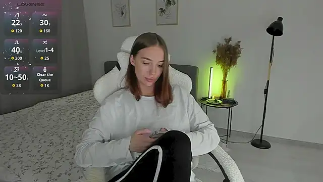 LovelyKaya online show from October 19, 2025, 3:23 pm