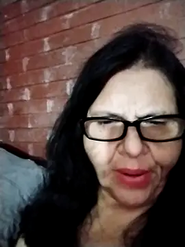 tishaluck29 online show from September 12, 2025, 12:38 pm
