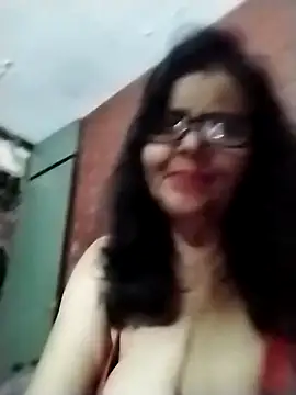 tishaluck29 online show from September 14, 2025, 1:27 am