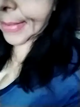 tishaluck29 online show from September 19, 2025, 7:03 pm