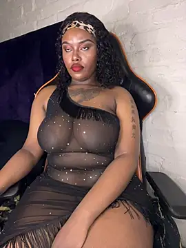 Snapshot of QUEEN_NOBUHLE_777 chatting on February 22, 2026, 12:23 am QUEEN NOBUHLE 777 online show from February 22, 2026, 12:23 am