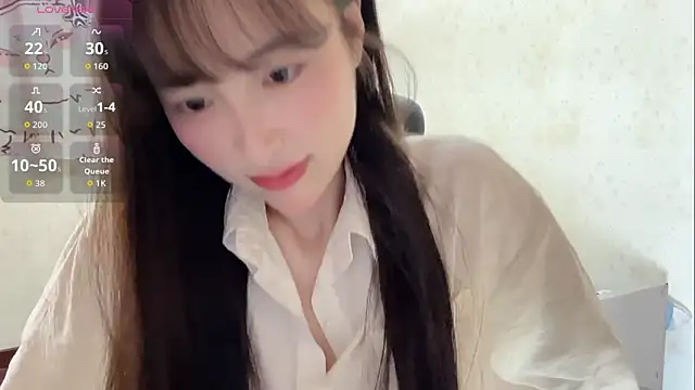 xiaoyun 666 online show from October 7, 2025, 1:41 pm