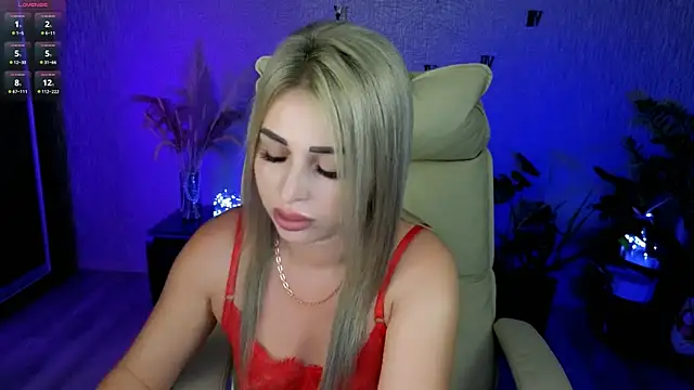 NikkiiStill online show from July 16, 2026, 12:49 am
