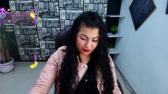 Snapshot of PamelaJohnsonn chatting on September 19, 2025, 2:57 am PamelaJohnsonn online show from September 19, 2025, 2:57 am
