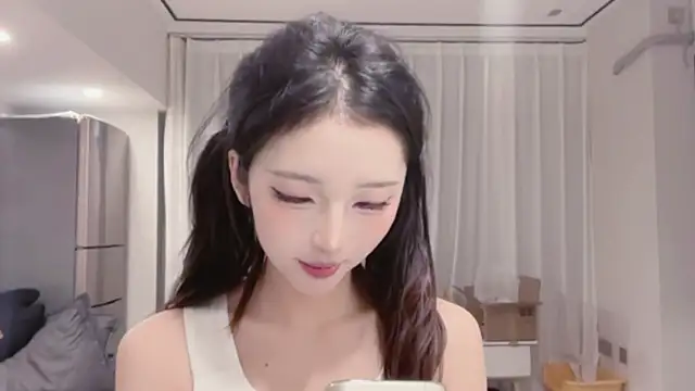 ZhaoZhao-ZM online show from October 17, 2025, 1:57 pm