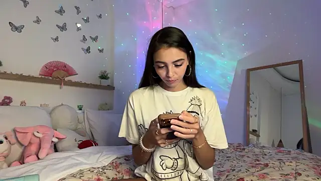 keirasworld online show from March 25, 2026, 12:38 am