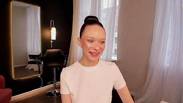 daily glam online show from October 14, 2025, 12:17 pm