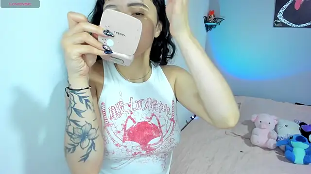 XBODTRIIPX online show from April 16, 2026, 11:29 pm