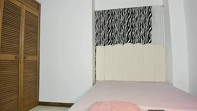 cataleya villalobos online show from October 12, 2025, 12:20 am