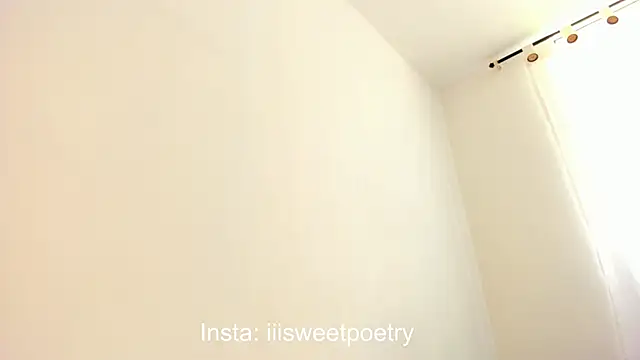 Sweet poetryy online show from October 28, 2025, 1:58 pm