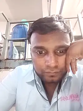 shahrukh81081 online show from September 17, 2025, 9:11 am