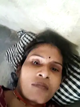 Snapshot of Love_bhabi chatting on October 12, 2025, 7:40 am Love bhabi online show from October 12, 2025, 7:40 am