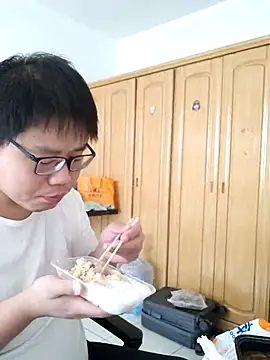  KaiXin  online show from October 25, 2025, 6:54 am