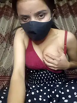 Snapshot of wow_couple chatting on October 25, 2025, 1:07 pm wow couple online show from October 25, 2025, 1:07 pm