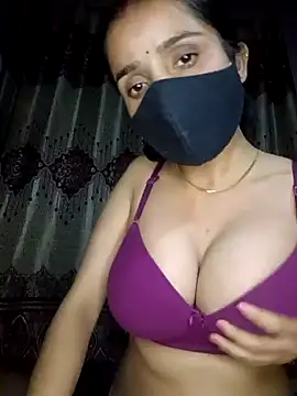 Snapshot of wow_couple chatting on November 13, 2025, 3:55 pm wow couple online show from November 13, 2025, 3:55 pm