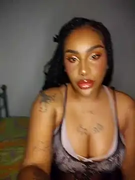 Queen Amara online show from May 11, 2026, 3:45 am