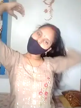 Komal-Rajput online show from November 6, 2025, 8:48 am