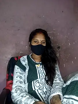 Komal-Rajput online show from January 6, 2026, 6:44 pm