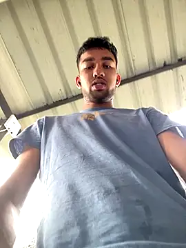 cutekaran online show from October 24, 2025, 2:08 am