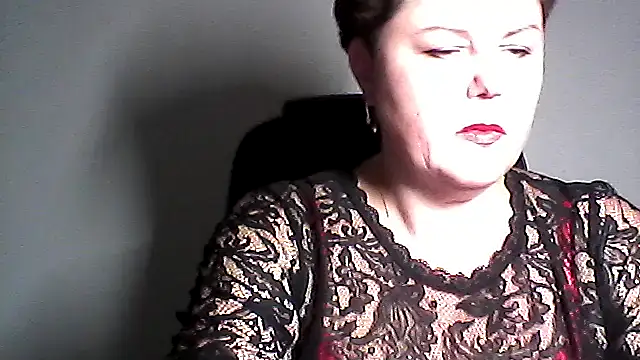 EllaLove2277 online show from October 19, 2025, 5:24 pm