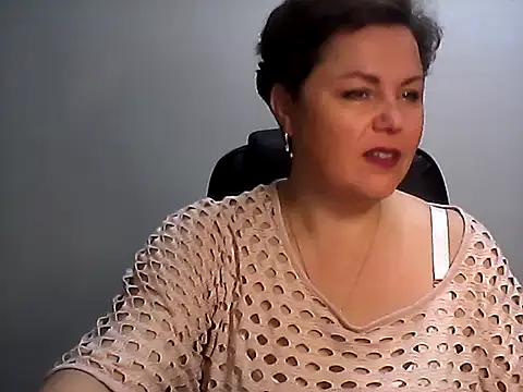 EllaLove2277 online show from October 28, 2025, 6:21 pm